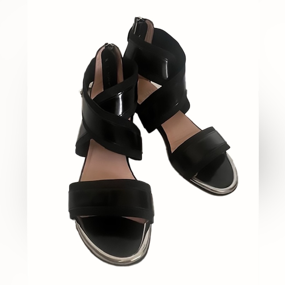 Stuart Weitzman “EXPO”’Sexy On Trend Ankle Wrap Sandals
